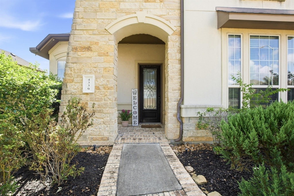 4330 Cobalt Cross Street - Photo 40