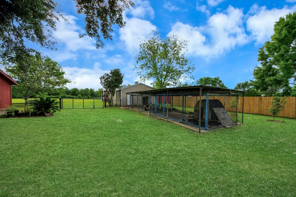 8407 Kirchner Road - Photo 31