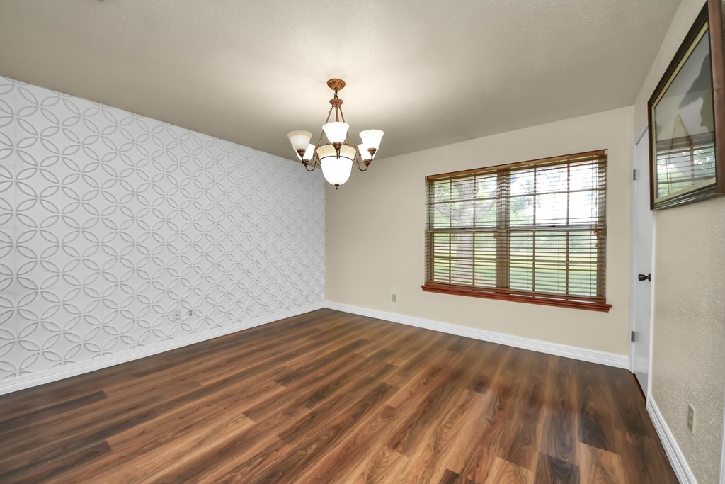 8407 Kirchner Road - Photo 7