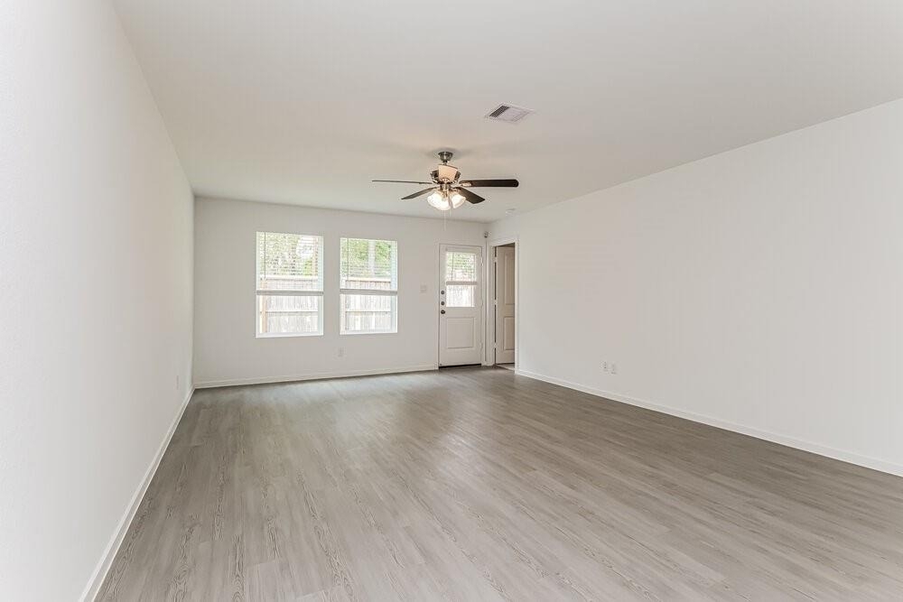 1717 Lofty Cedar Court - Photo 3
