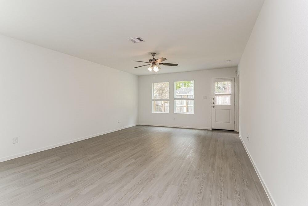 1717 Lofty Cedar Court - Photo 2