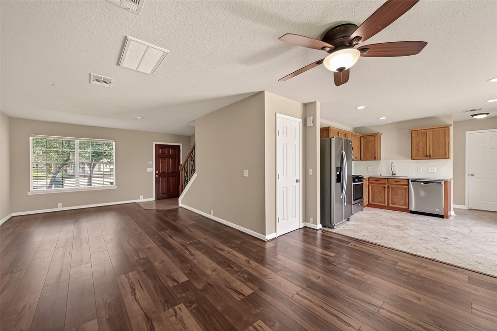 19710 Twin Canyon Court - Photo 7