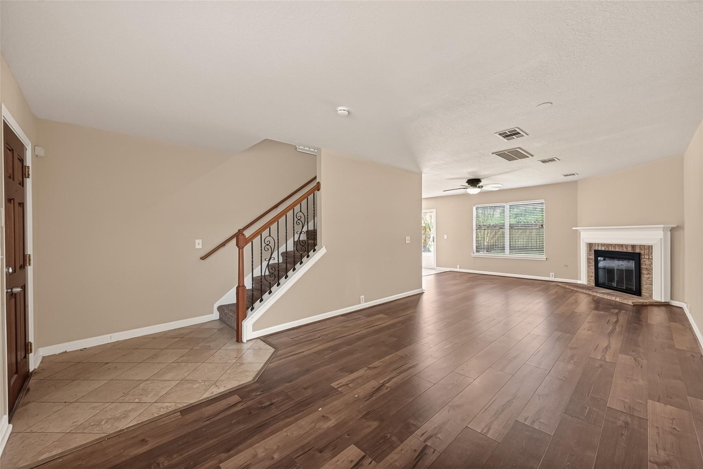 19710 Twin Canyon Court - Photo 5