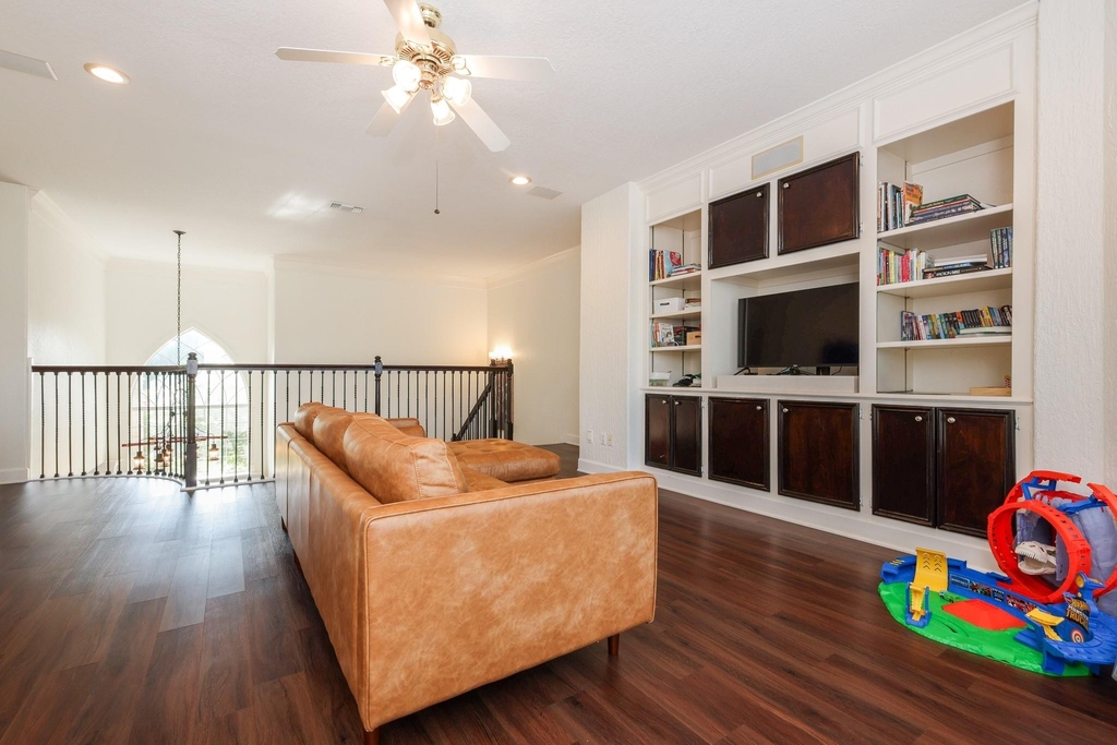 1904 Stonegrove Court - Photo 13