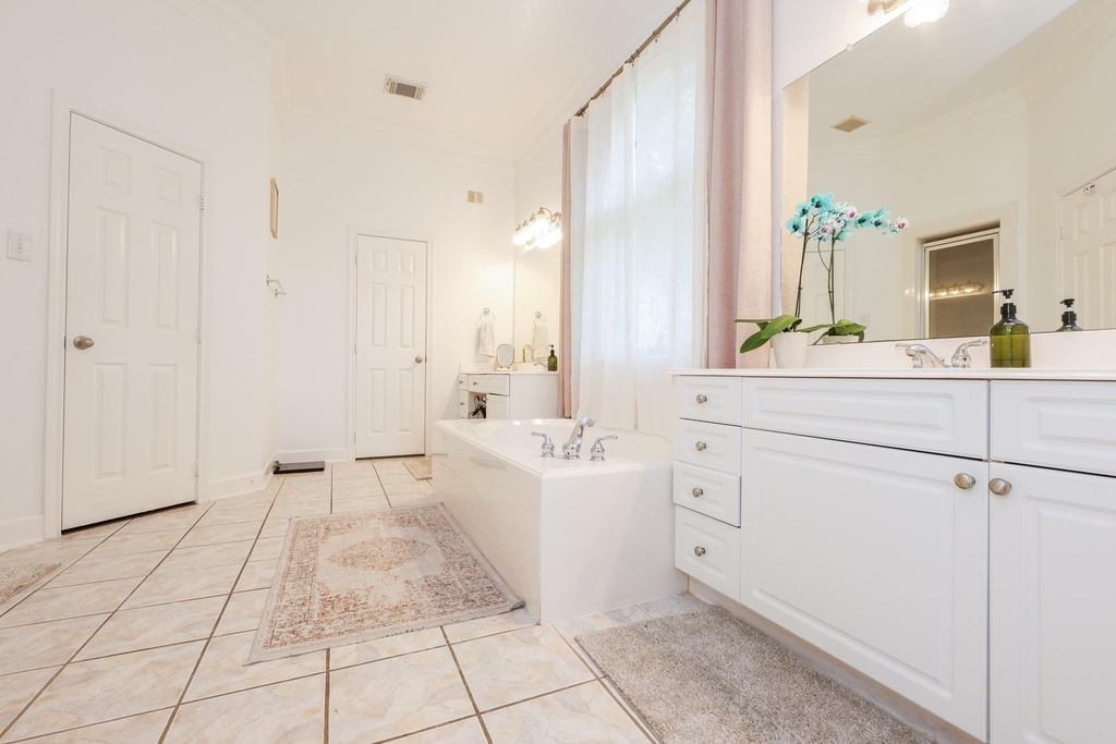1904 Stonegrove Court - Photo 12