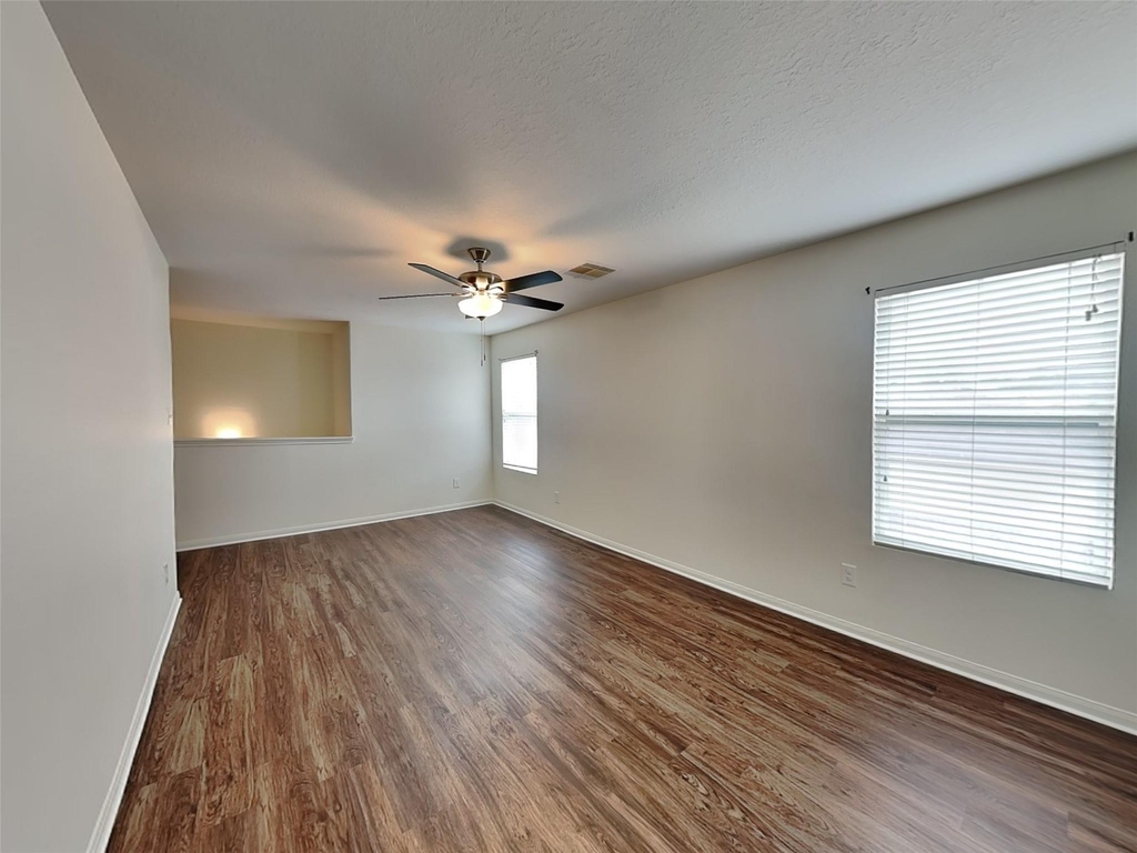 3631 Barkers Crossing Avenue - Photo 12