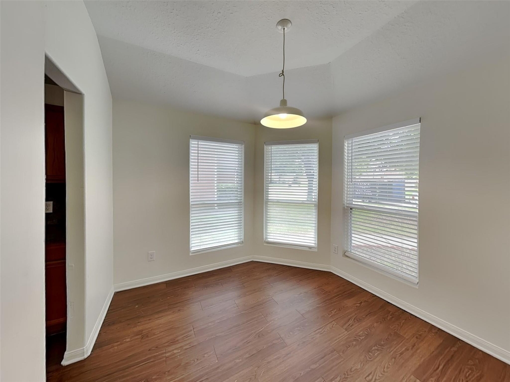 3631 Barkers Crossing Avenue - Photo 5