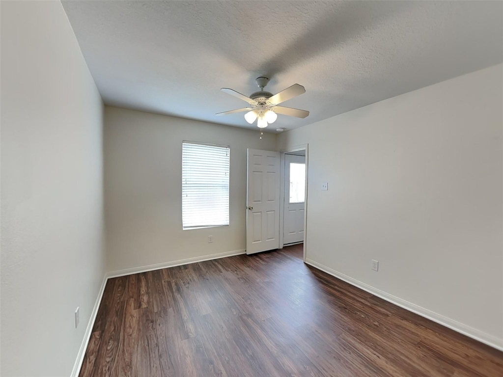 3631 Barkers Crossing Avenue - Photo 10