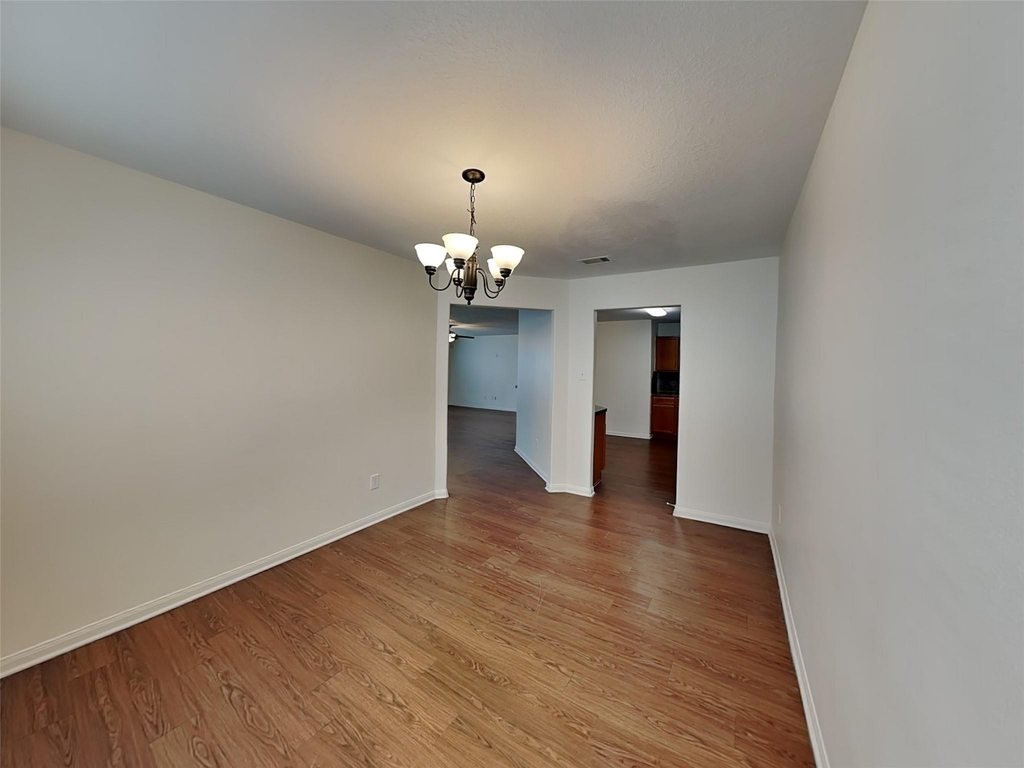 3631 Barkers Crossing Avenue - Photo 3