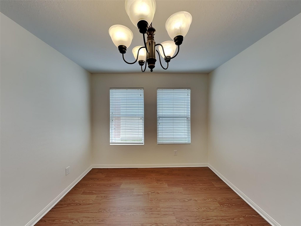 3631 Barkers Crossing Avenue - Photo 4