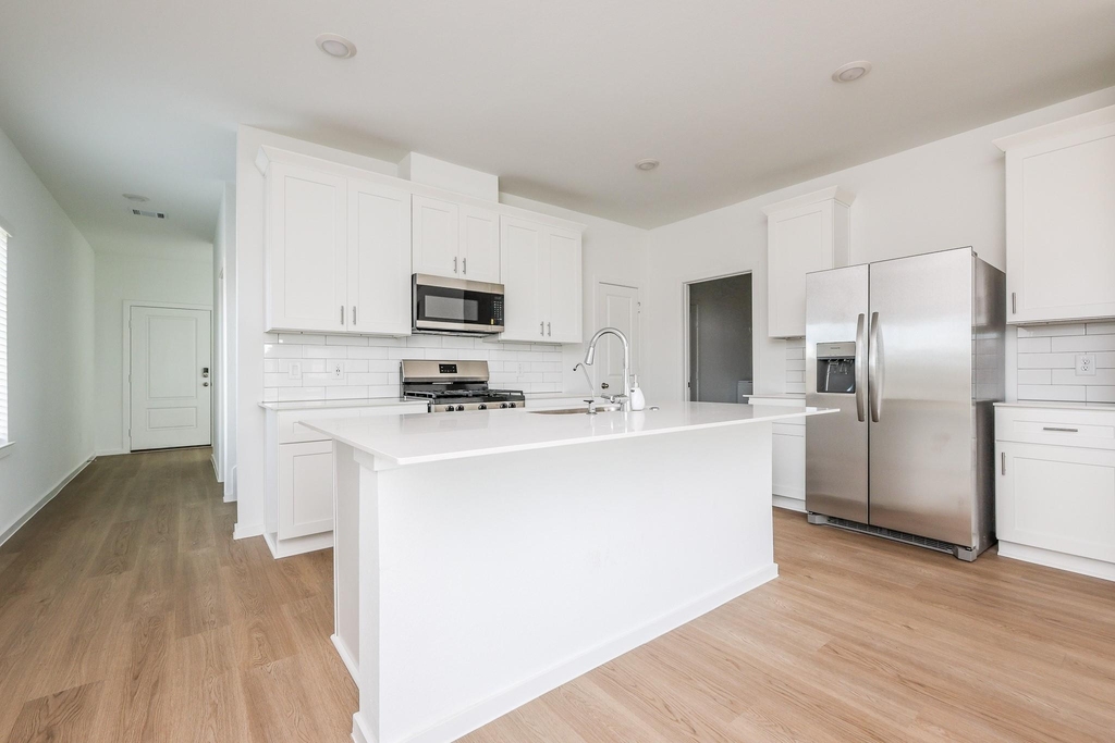 1506 Shimmering Ocean Way - Photo 9