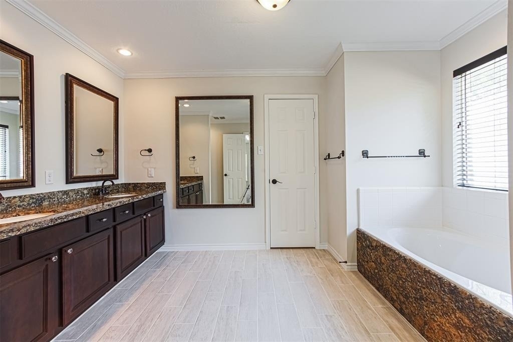 17106 Summer Hollow Drive - Photo 19