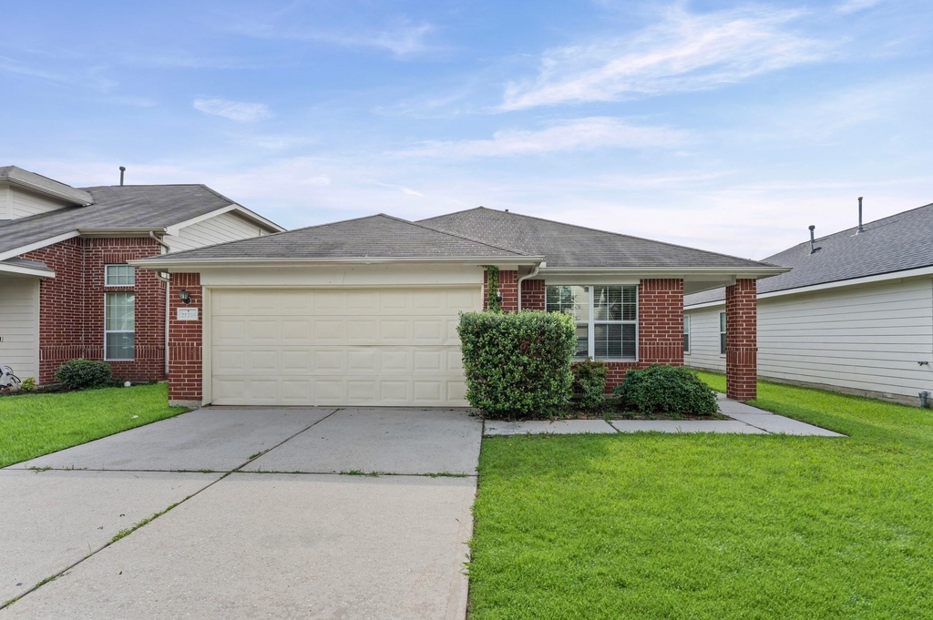 21218 Rezanof Road - Photo 0