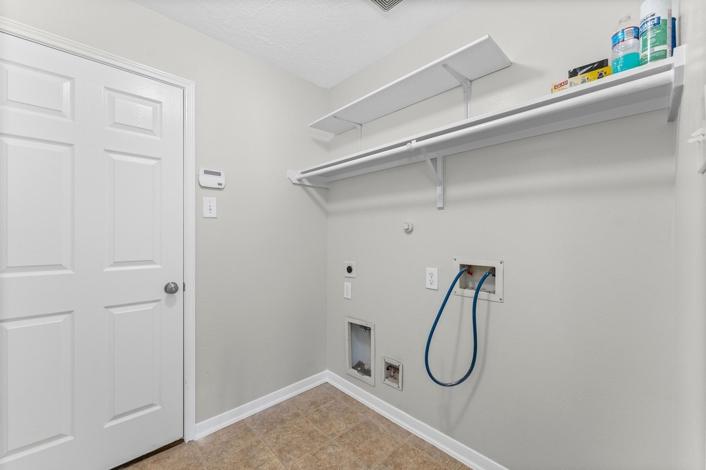 21218 Rezanof Road - Photo 14