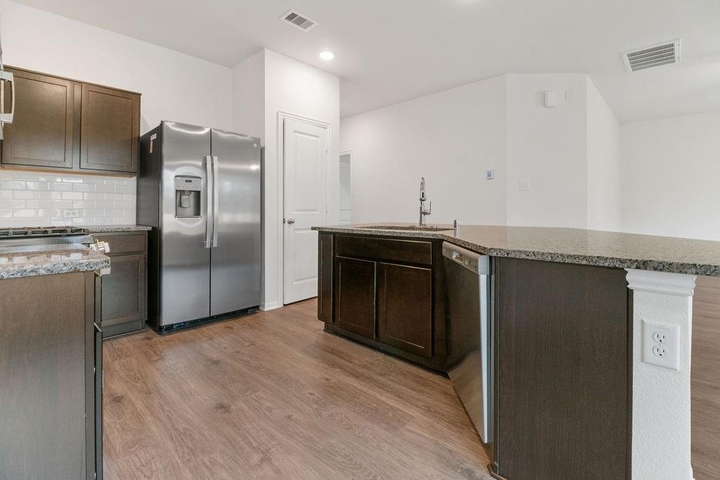 418 Magnolia Street - Photo 5