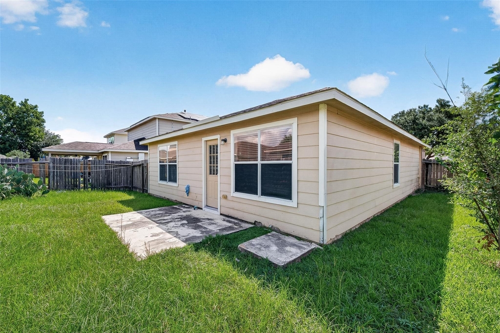 10907 Barker Gate Court - Photo 36
