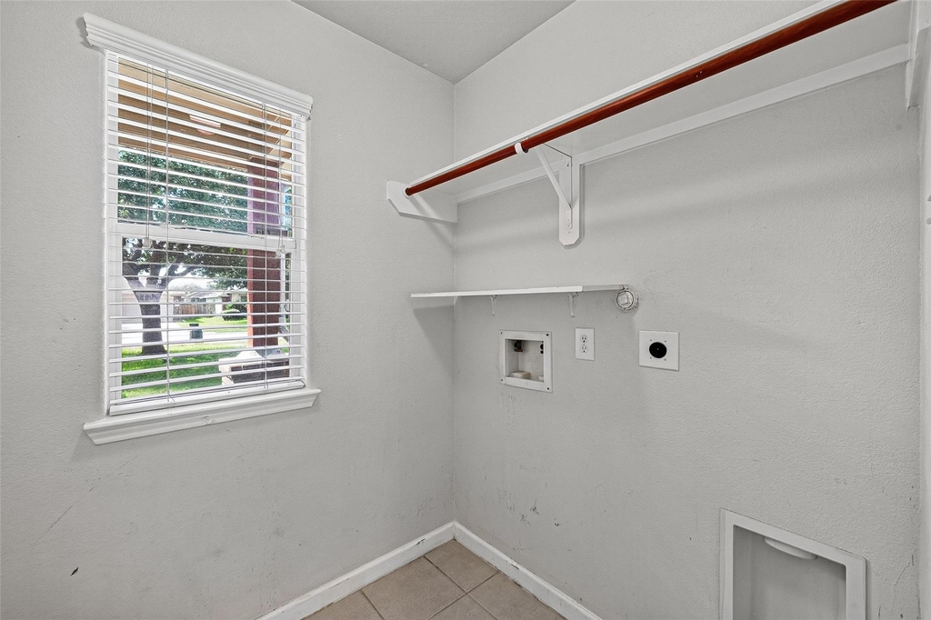 10907 Barker Gate Court - Photo 32