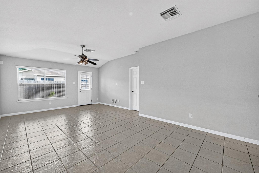 10907 Barker Gate Court - Photo 17