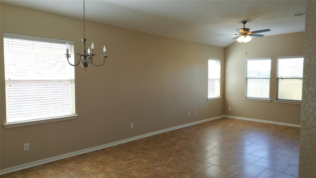 18223 Redoak Manor Lane - Photo 3