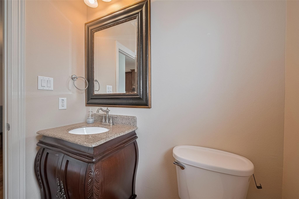 1419 Thompson Street - Photo 21