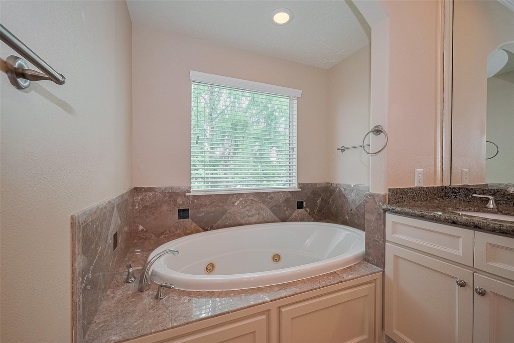 1419 Thompson Street - Photo 41