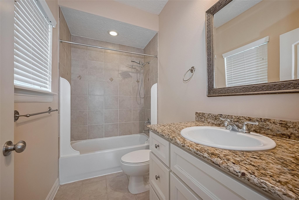 1419 Thompson Street - Photo 31