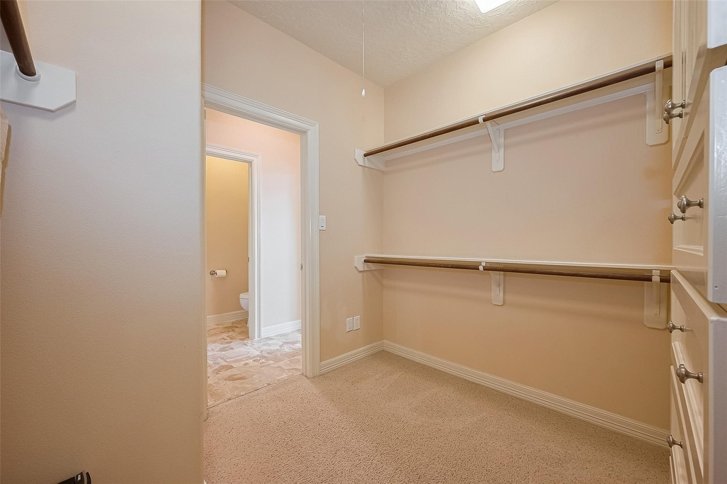 1419 Thompson Street - Photo 43