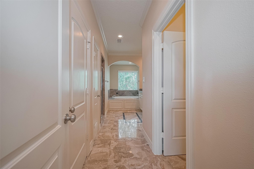 1419 Thompson Street - Photo 37
