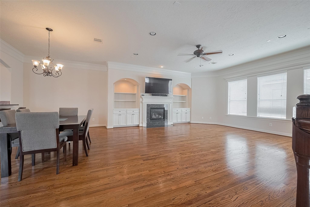 1419 Thompson Street - Photo 6