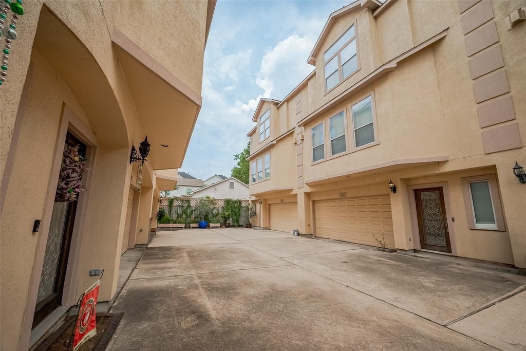 1419 Thompson Street - Photo 46