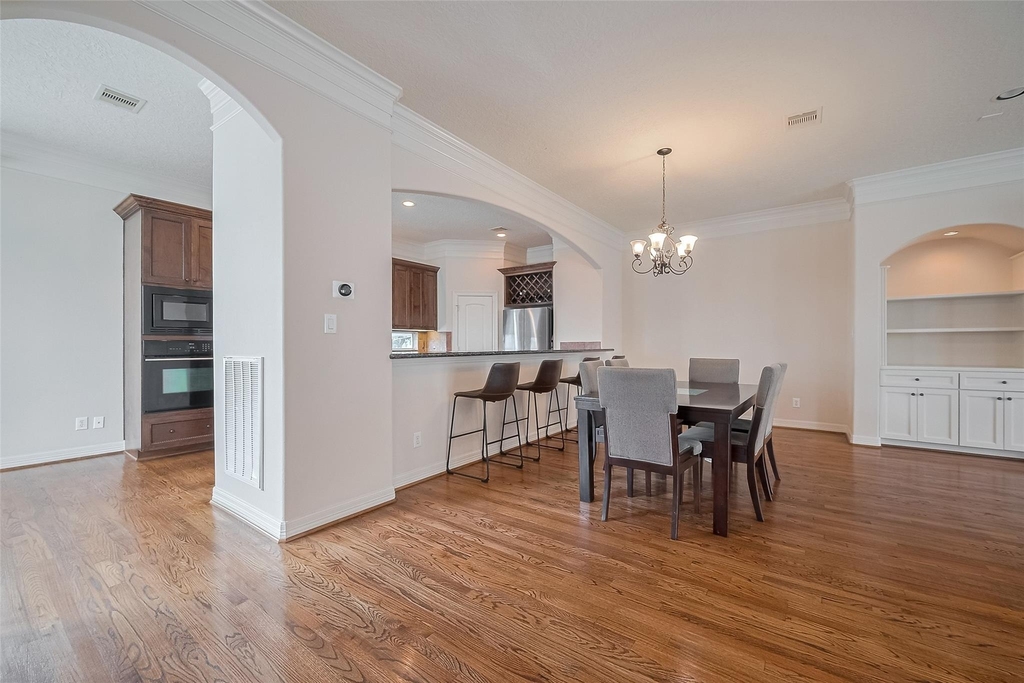 1419 Thompson Street - Photo 9