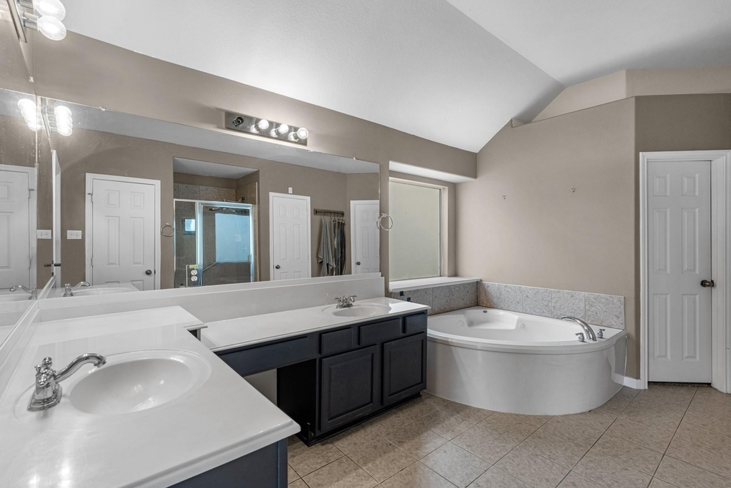 2519 Fair Oak Street - Photo 16
