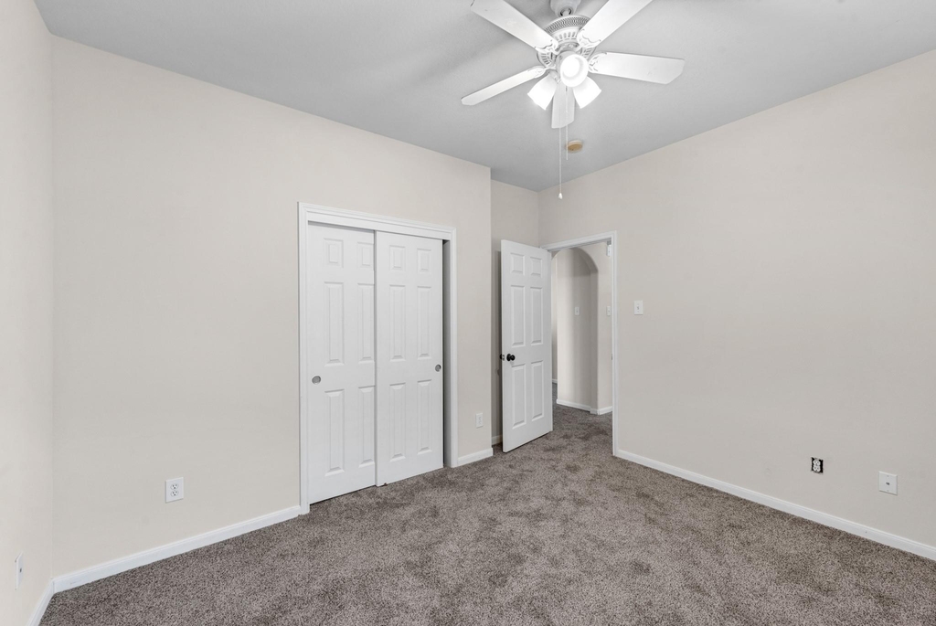 2519 Fair Oak Street - Photo 24