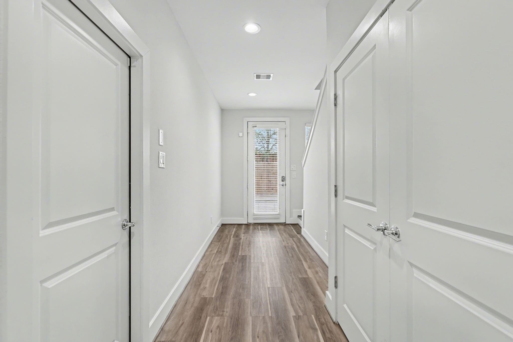 2504 W Tidwell Road - Photo 1