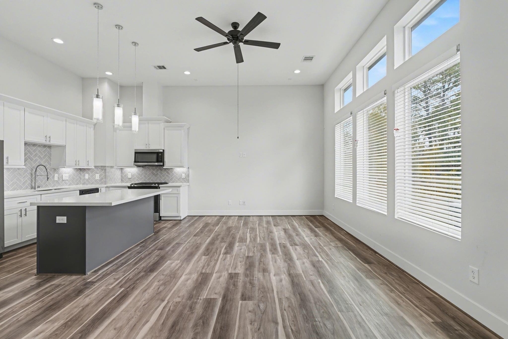 2504 W Tidwell Road - Photo 12