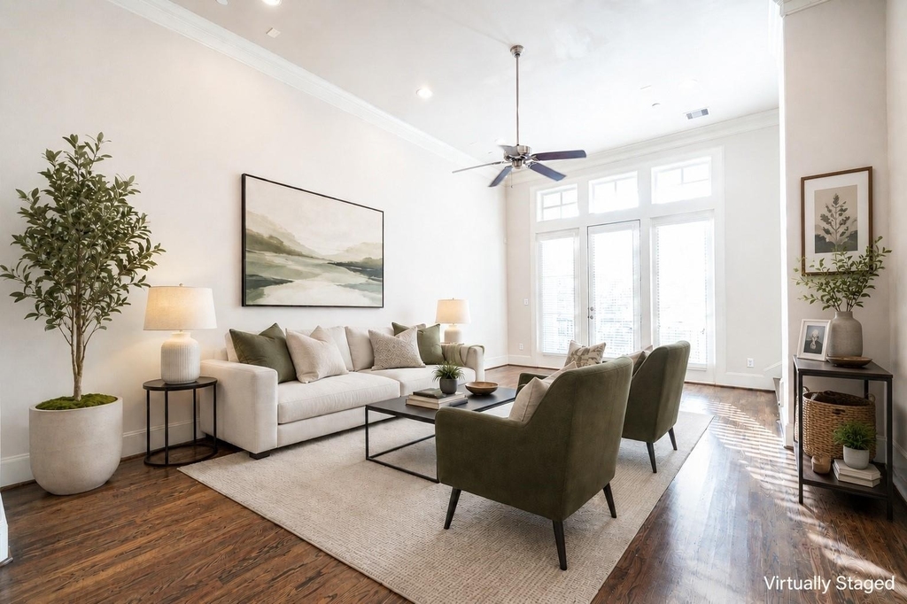 1027 Saint Charles Street - Photo 0
