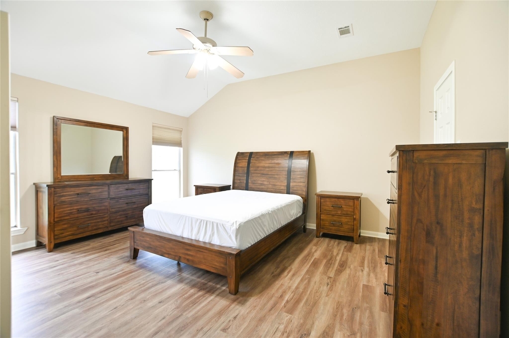 203 Colony Creek Drive - Photo 4