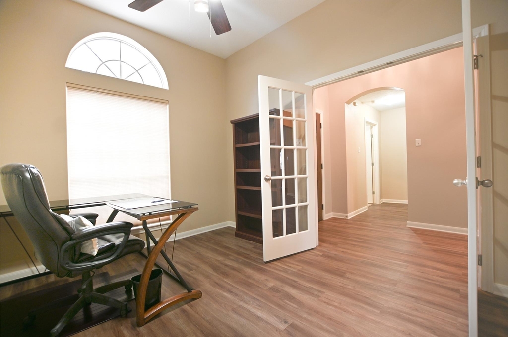 203 Colony Creek Drive - Photo 6
