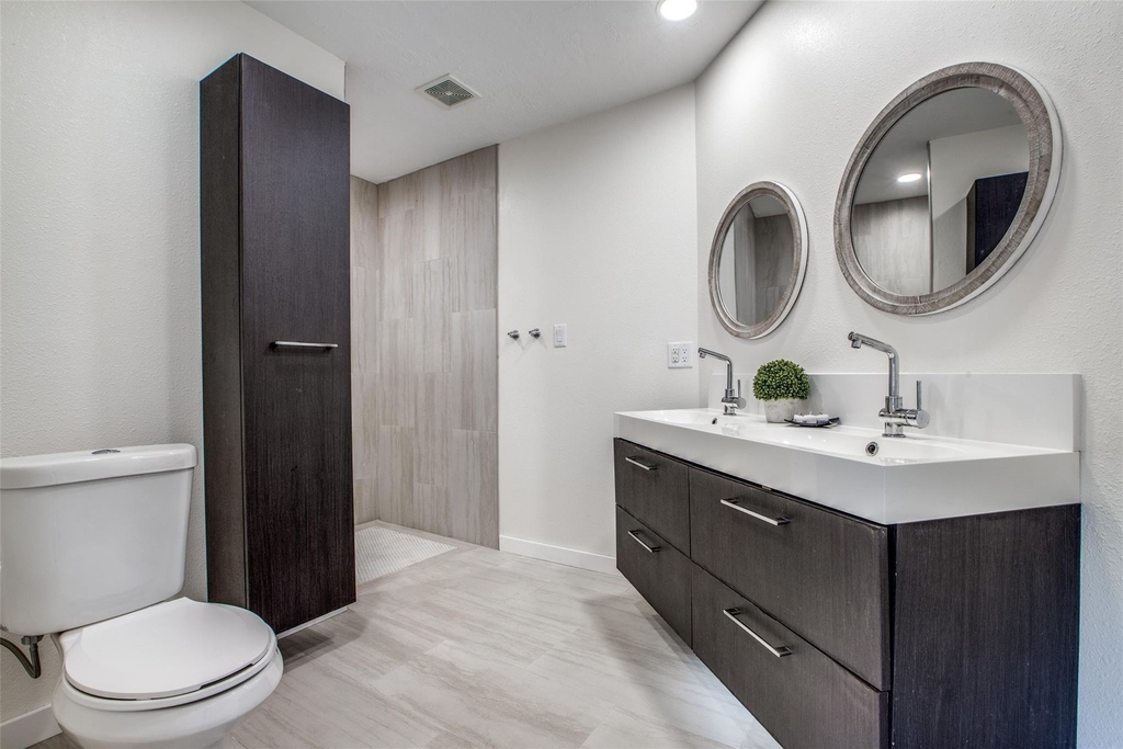 235 Live Oak Street - Photo 14