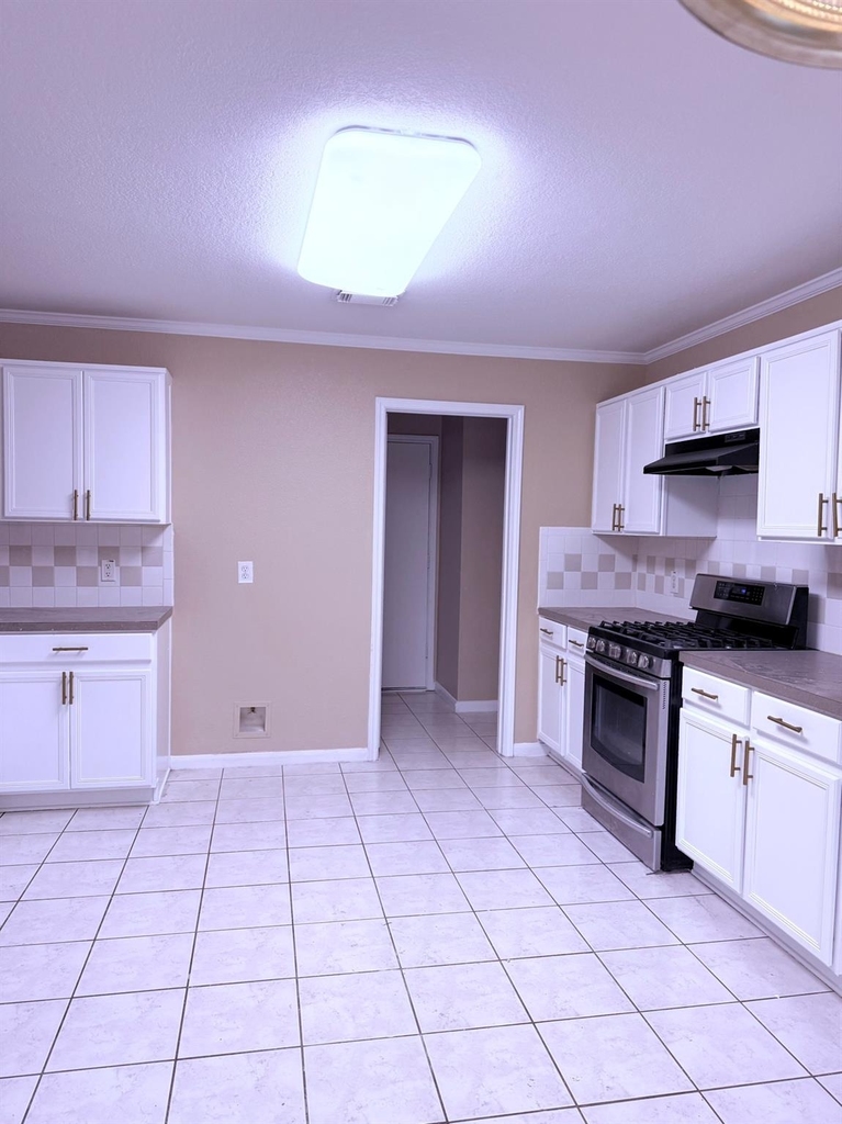 15227 Mission Oak Drive - Photo 7