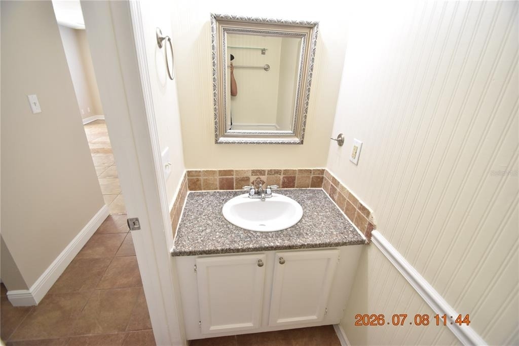 2302 Maki Road - Photo 15