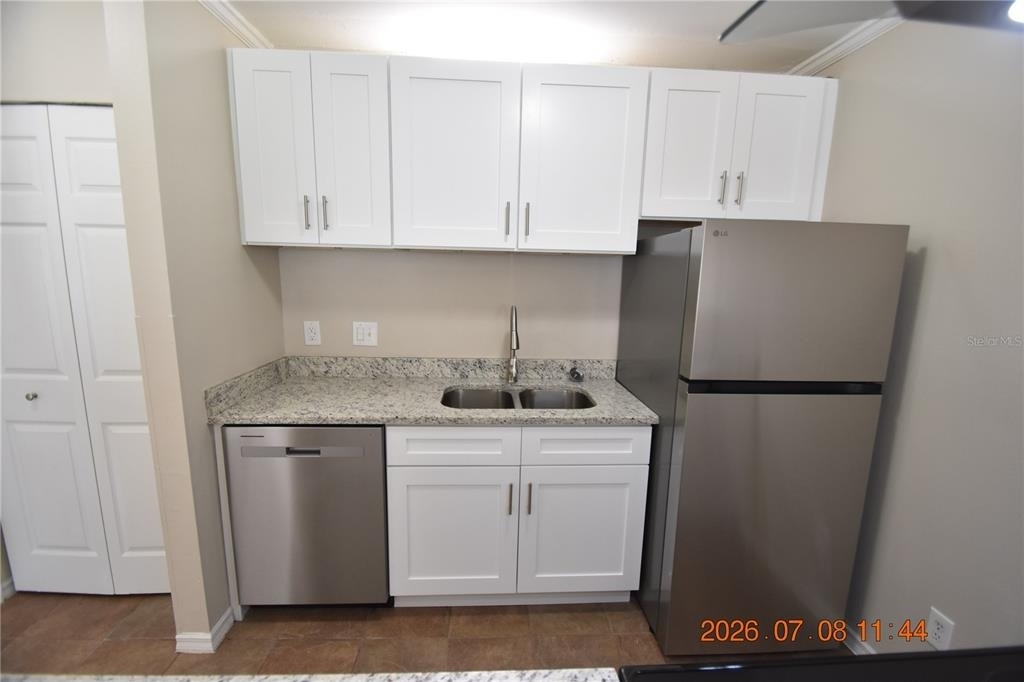 2302 Maki Road - Photo 17