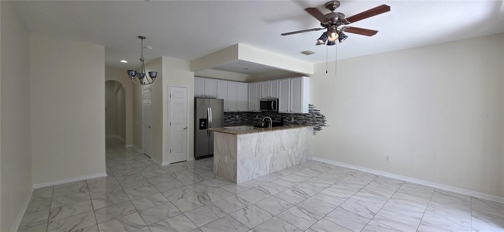 2027 Strathmill Drive - Photo 2