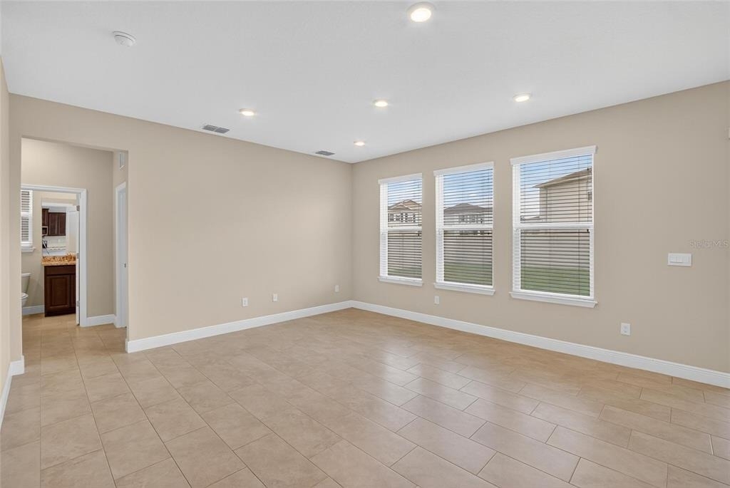 2546 Warren Acres Boulevard - Photo 17
