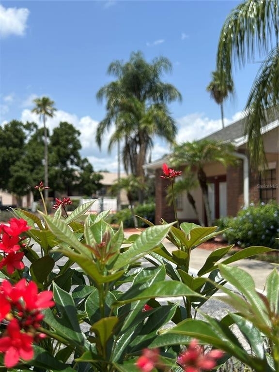 21027 Voyager Boulevard - Photo 18