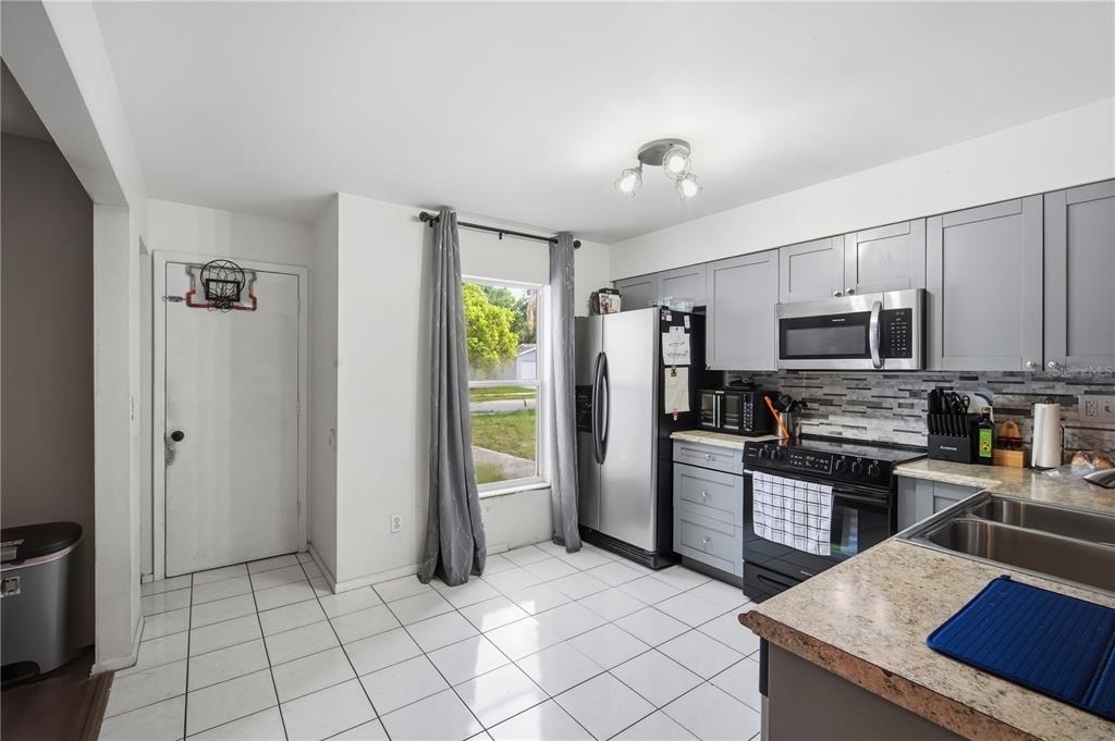 11505 Paperwood Place - Photo 9