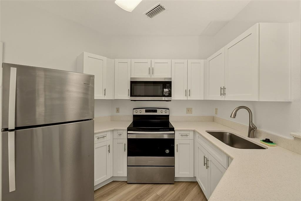 18138 Villa Creek Drive - Photo 11
