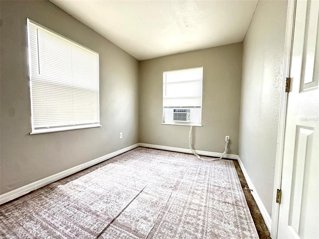 4111 28th Street N - Photo 5