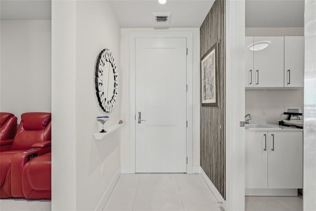 301 1st Street S - Photo 3