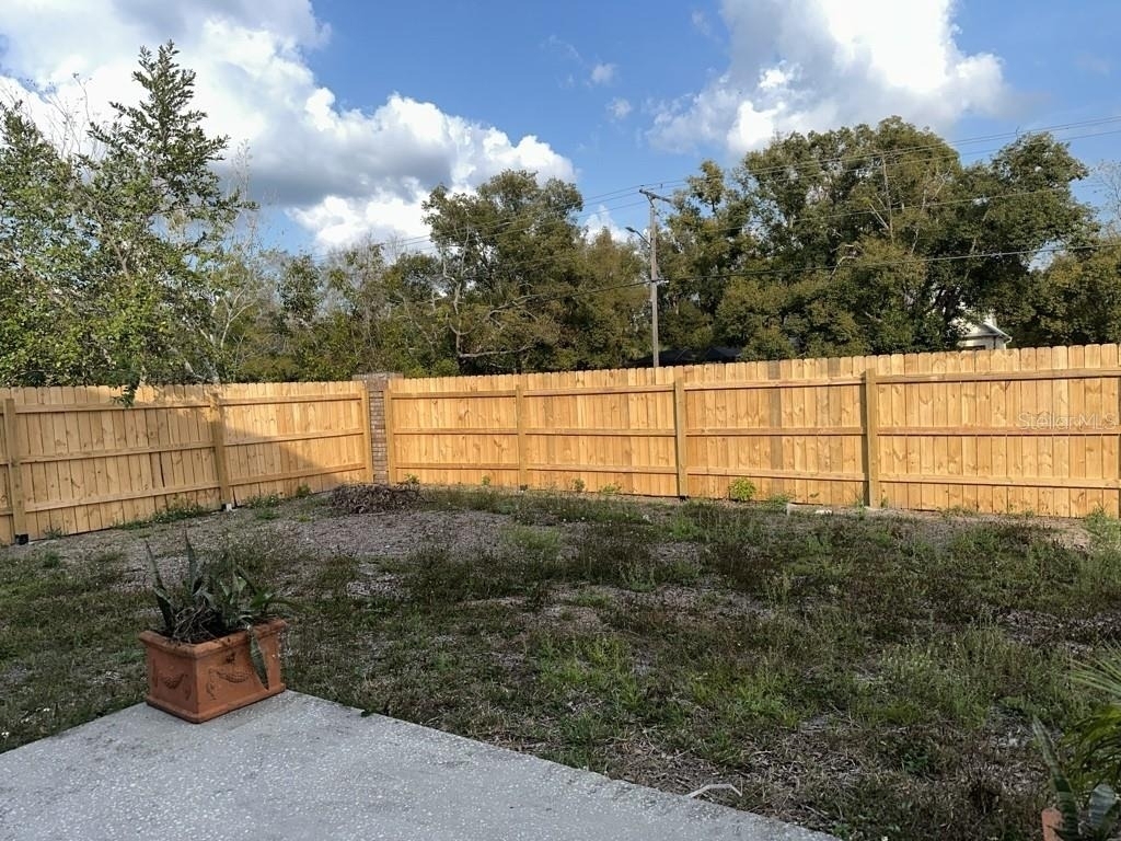 17608 Shadyside Circle - Photo 19